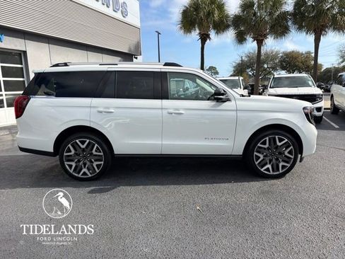 New 2026 Ford Expedition Platinum w/ Platinum Ultimate Package image 8