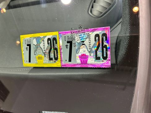 Used 2023 Mercedes-Benz GLC 300 Exclusive 4MATIC AMG Line image 37