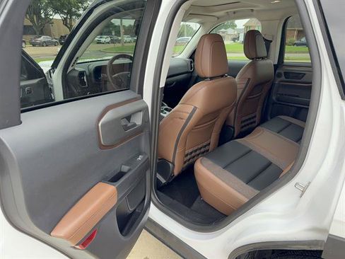 Used 2025 Ford Bronco Sport Outer Banks w/ Outer Banks Tech Package+ AWD/4WD image 9