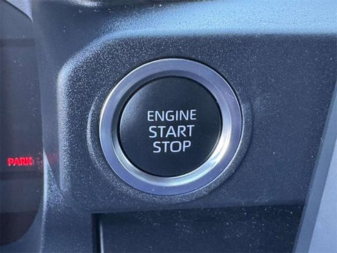 Used 2025 Toyota 4Runner SR5 image 9