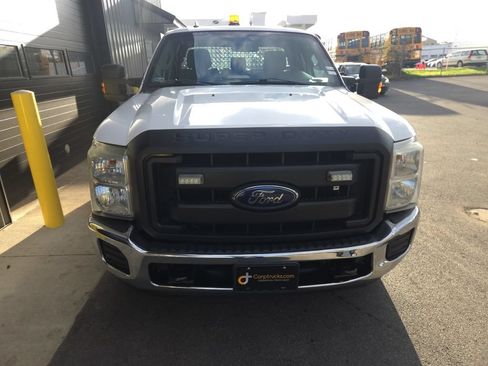 Used 2015 Ford F250 XL w/ Power Equipment Group RWD image 9