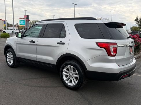 Used 2017 Ford Explorer 4WD image 5