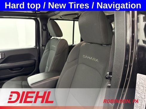 Used 2023 Jeep Wrangler Unlimited Sahara AWD/4WD image 20