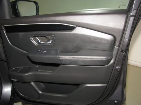 Certified 2025 Honda Pilot EX-L image 20