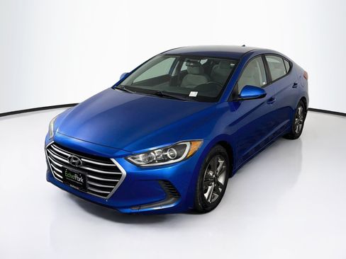 Used 2018 Hyundai Elantra SEL FWD image 3