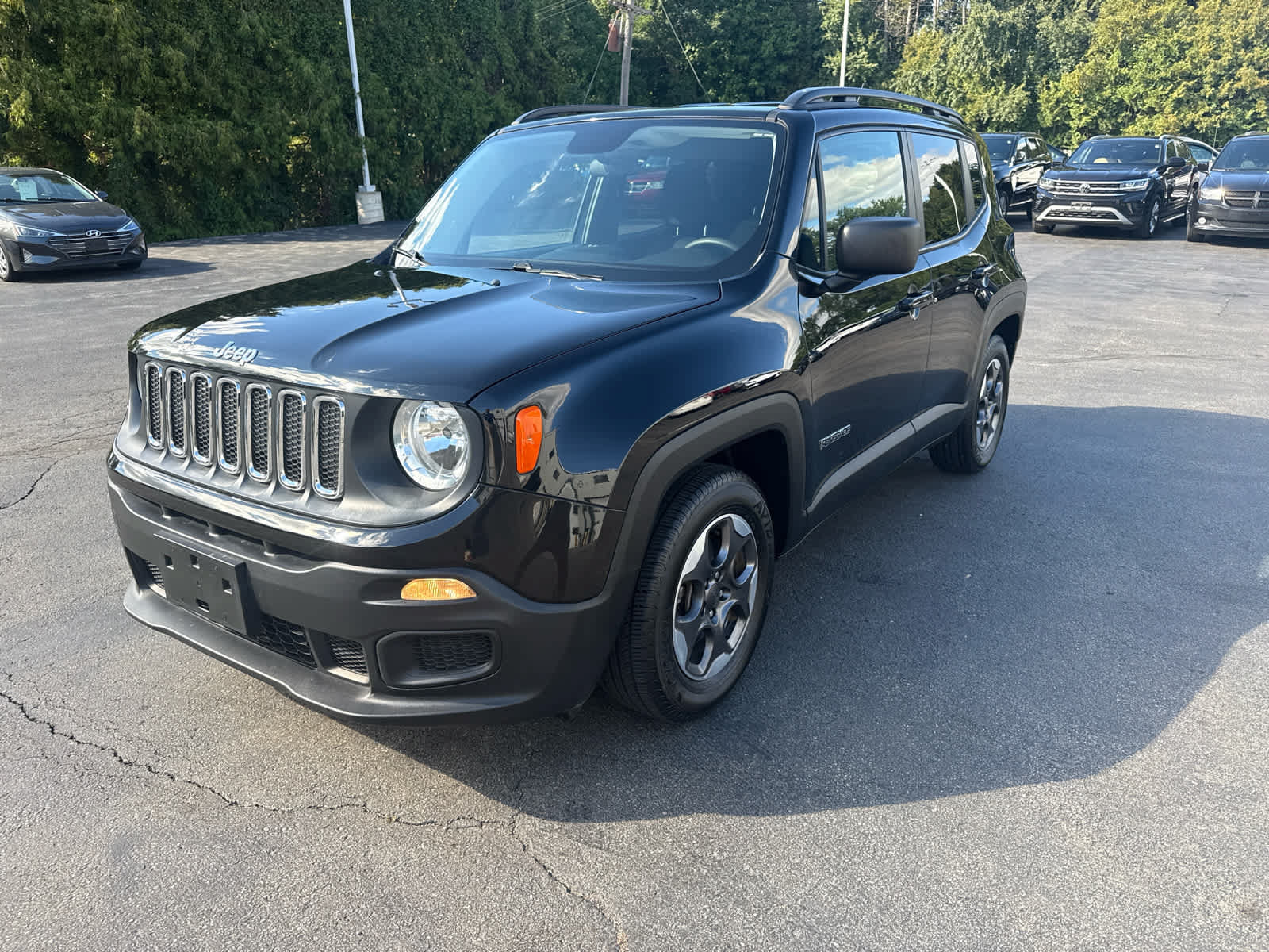 Used 2016 Jeep Renegade Sport w/ Power & Air Group FWD image 7