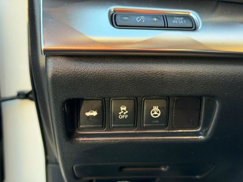 Used 2016 Nissan Maxima SR FWD image 24