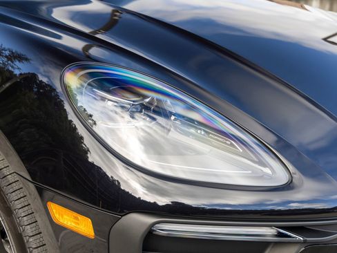 New 2026 Porsche Macan AWD/4WD image 15