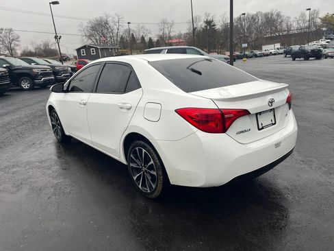 Used 2017 Toyota Corolla SE image 3