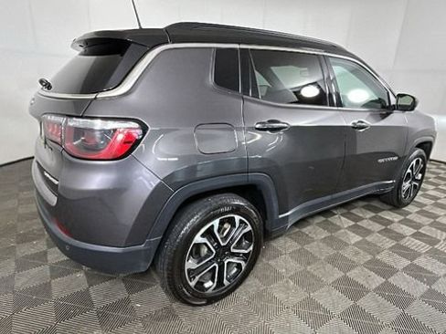 Used 2024 Jeep Compass Limited AWD/4WD image 3