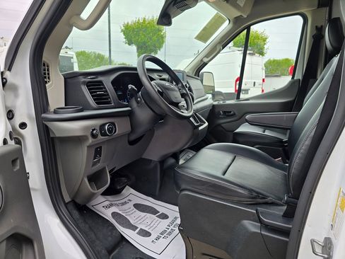 Used 2024 Ford Transit 250 148 Medium Roof Extended AWD image 27
