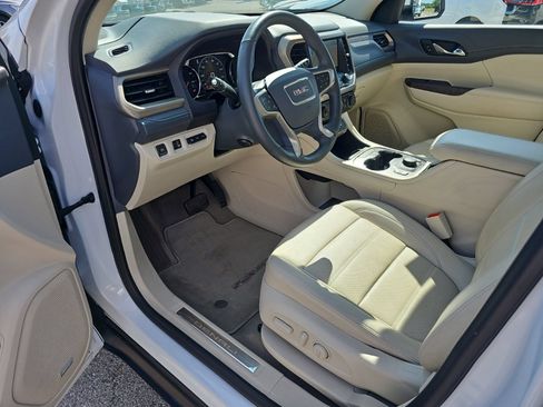 Used 2023 GMC Acadia Denali w/ Denali Ultimate Package AWD/4WD image 12