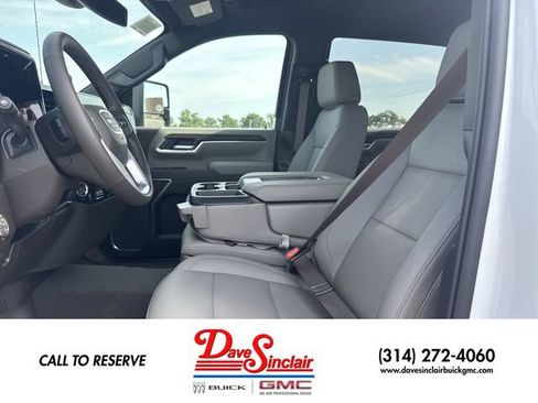 New 2026 GMC Sierra 2500 SLT AWD/4WD image 11