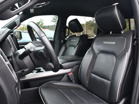 Used 2020 RAM 1500 Laramie image 9