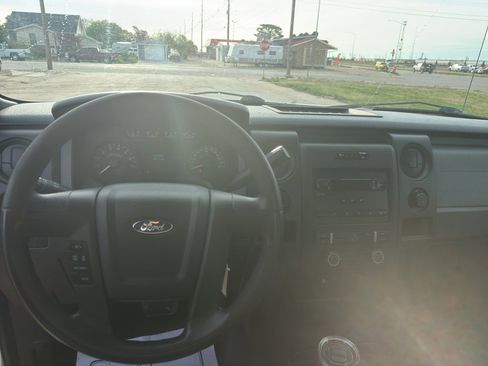 Used 2011 Ford F150 XL RWD image 8