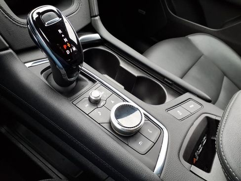 Used 2024 Cadillac XT6 Premium Luxury w/ LPO, Floor Liner Package image 26