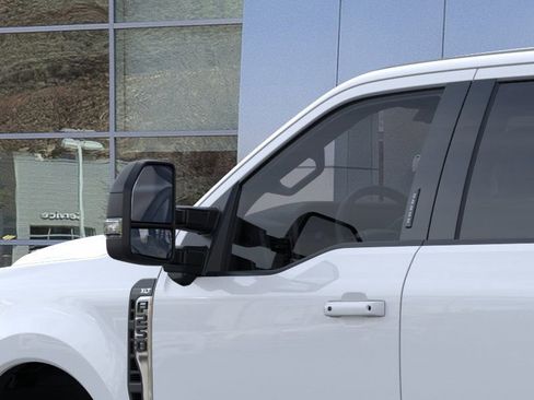 New 2026 Ford F250 XLT w/ XLT Premium Package image 21