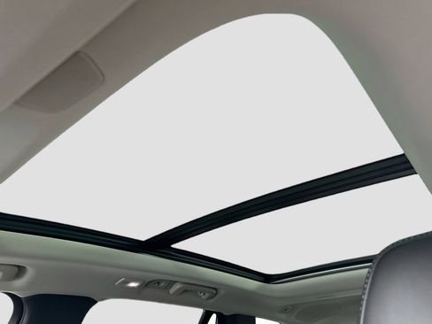 New 2025 Volvo XC90 T8 Ultra w/ Protection Package Premier image 13