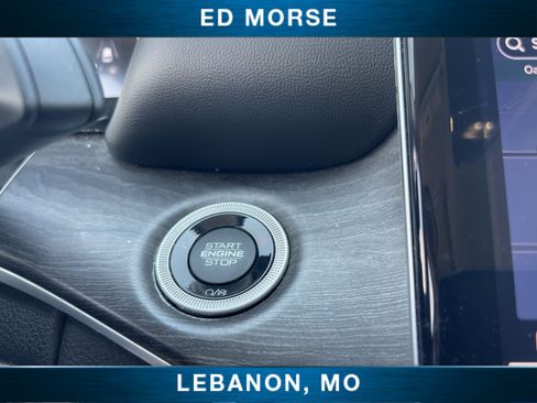 Used 2023 Jeep Grand Cherokee L Limited w/ Luxury Tech Group II AWD/4WD image 16
