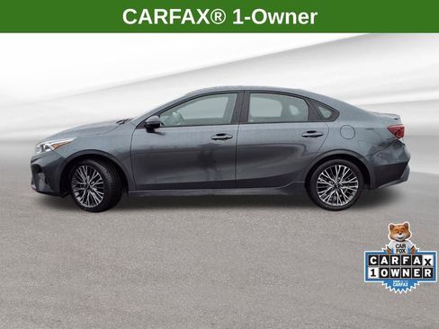 Used 2023 Kia Forte GT-Line w/ GT-Line Premium Package image 2
