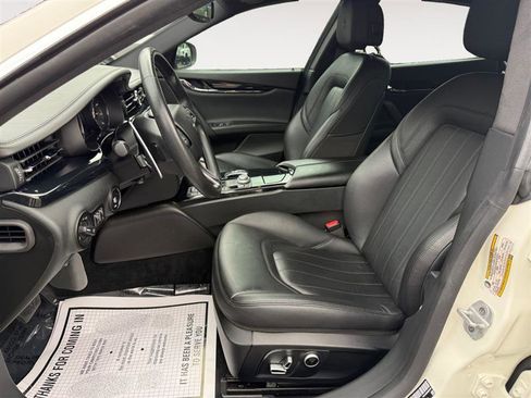 Used 2022 Maserati Quattroporte Modena image 10