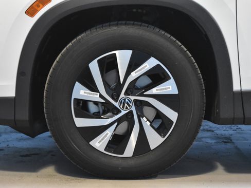 New 2026 Volkswagen Tiguan S image 18
