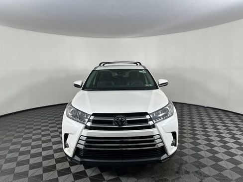 Used 2017 Toyota Highlander Limited w/ Carpet Mat Package AWD/4WD image 26