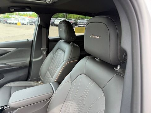 New 2026 Buick Envista Avenir FWD image 13