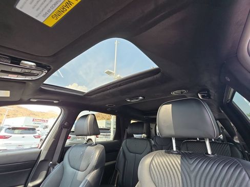 Used 2024 Hyundai Palisade Calligraphy FWD image 19