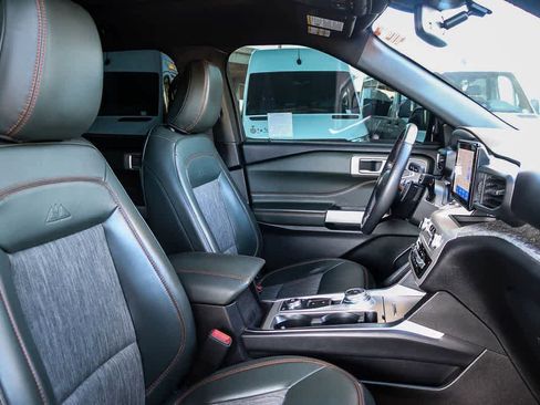 Used 2023 Ford Explorer Timberline w/ Timberline Technology Package image 17