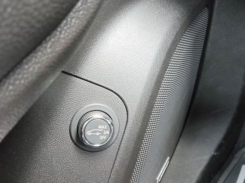 Used 2019 GMC Acadia SLT FWD image 11