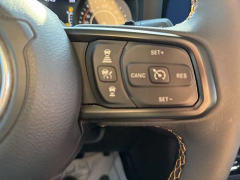 Used 2024 Jeep Wrangler Sport AWD/4WD image 34