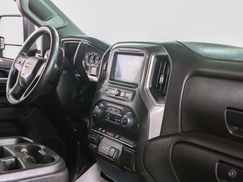 Used 2025 Chevrolet Silverado 3500 W/T w/ WT Convenience Package AWD/4WD image 25