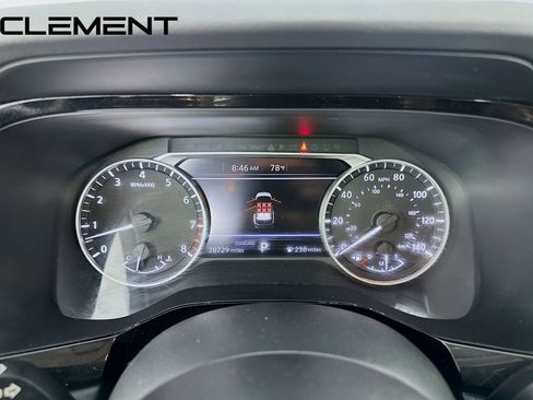 Used 2022 Nissan Pathfinder SV FWD image 18