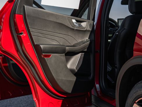 New 2026 Ford Escape Platinum w/ Premium Technology Package image 39