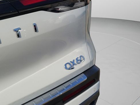 Used 2023 INFINITI QX60 Autograph w/ Cargo Package image 8