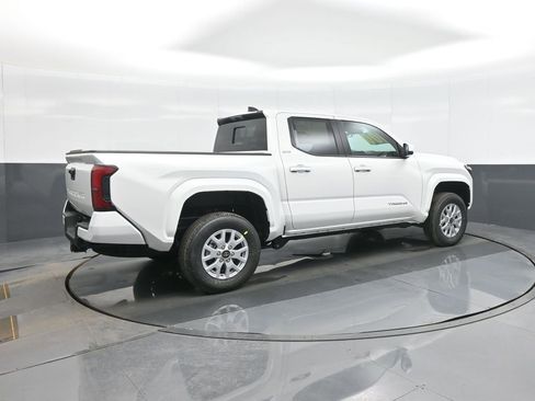 New 2026 Toyota Tacoma SR5 image 7