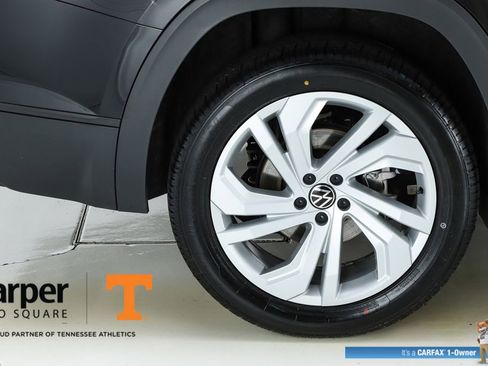 Used 2023 Volkswagen Atlas SE image 53