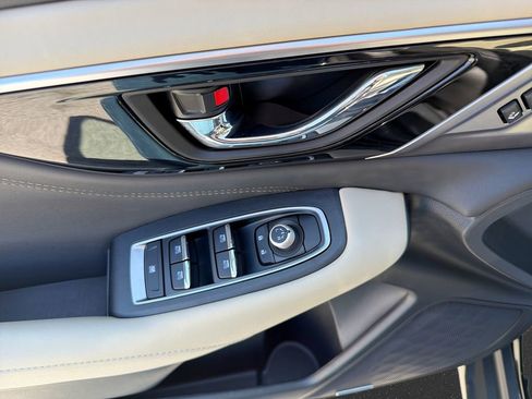 Certified 2025 Subaru Outback Limited image 15