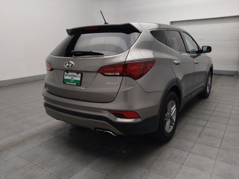 Used 2018 Hyundai Santa Fe Sport FWD image 9