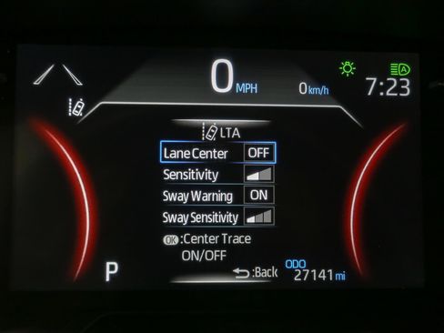 Used 2025 Toyota RAV4 XLE AWD/4WD image 37