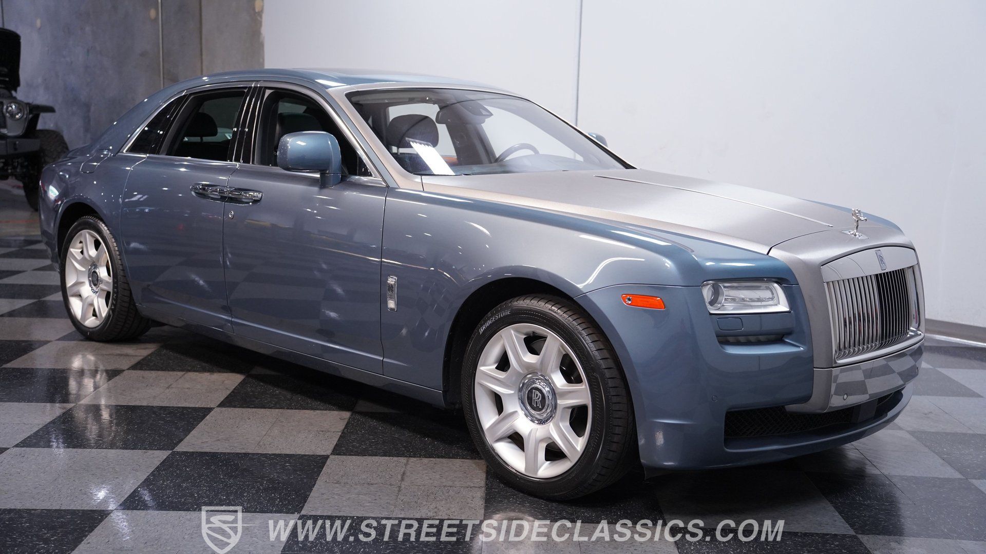 Used 2010 Rolls-Royce Ghost RWD image 14