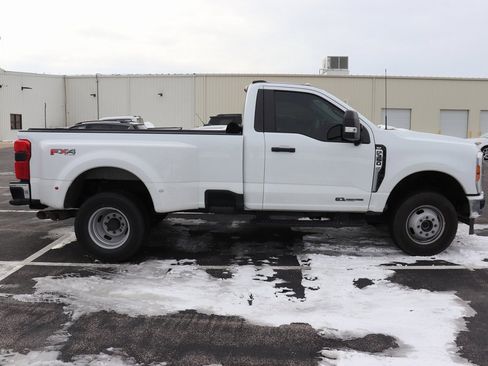 Used 2024 Ford F350 XLT w/ 360-Degree Camera Package image 4