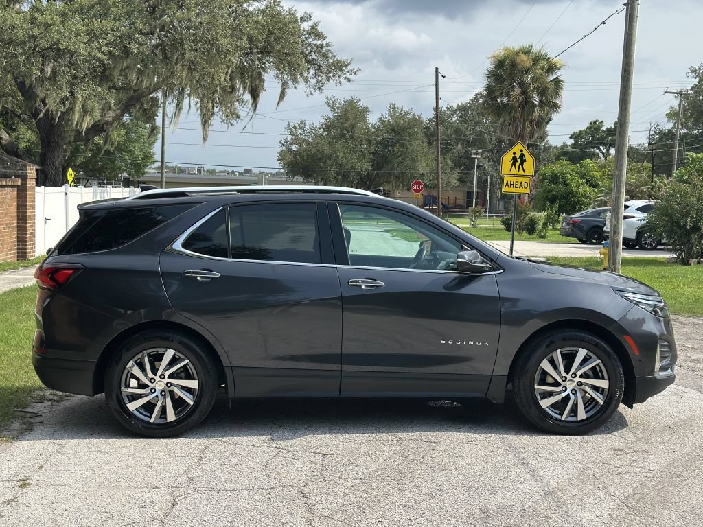 Used 2022 Chevrolet Equinox Premier FWD image 6