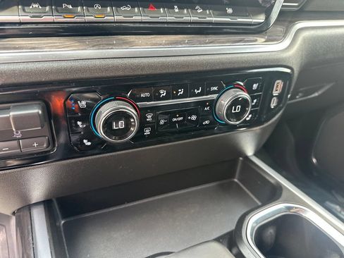 Used 2024 Chevrolet Silverado 1500 LTZ AWD/4WD image 18