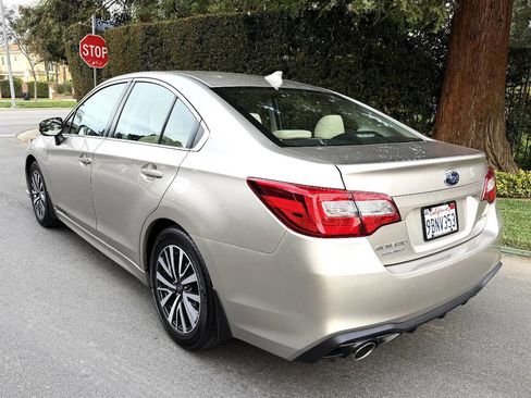 Used 2018 Subaru Legacy 2.5i Premium AWD/4WD image 5