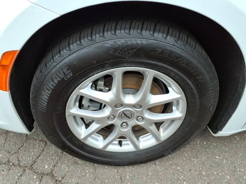 Used 2023 Chrysler Pacifica Touring-L FWD image 10