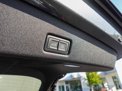 New 2025 Audi Q5 Premium Plus image 33