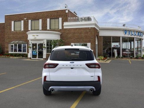New 2026 Ford Escape SE FWD image 28