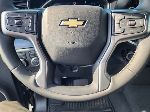 Used 2025 Chevrolet Silverado 2500 LT w/ Z71 Chrome Sport Edition image 29